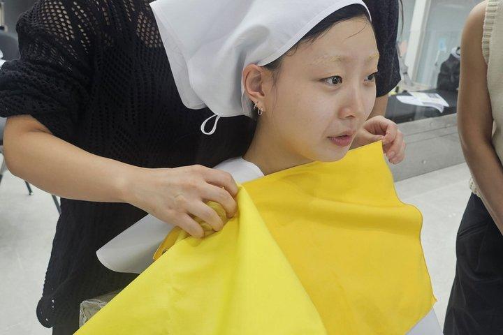 Seoul : K-Beauty Personal Color & Scalp Analysis in Hongdae Street