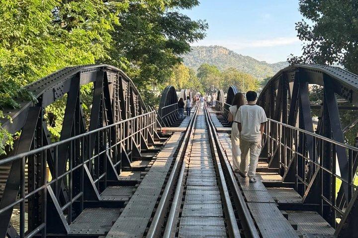 Bangkok Kanchanaburi River Kwai Bridge e tour ferroviario della morte
