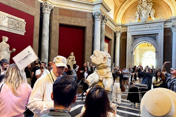 Visita de grupo pequeno aos Museus do Vaticano com acesso à Basílica de São Pedro