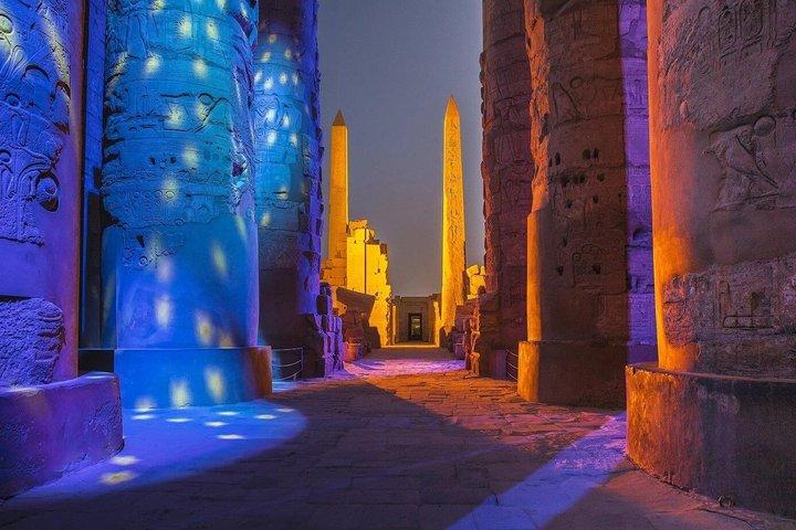 Geluids- en lichtshow bij Karnak Tempel