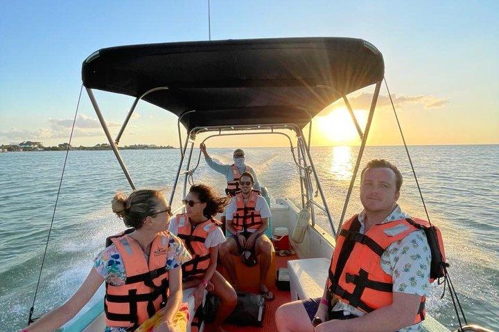 Holbox: 3 Island Private Boat Tour