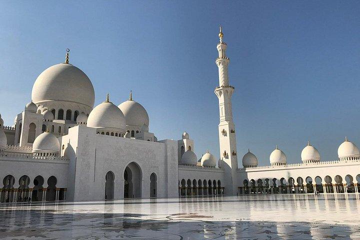 Tour privato della città di Abu Dhabi con Grande Moschea e Guida privata