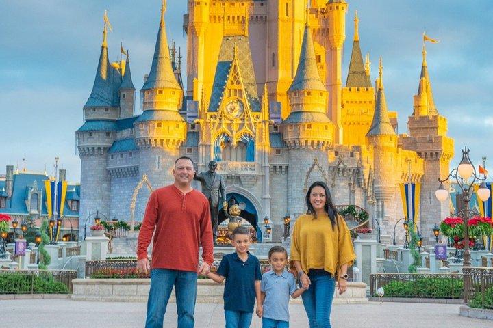 Pacchetto privato di trasporto di andata e ritorno del parco a tema Disney World
