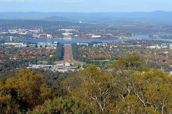 Canberra Private Day Tour