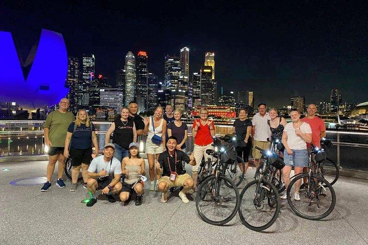 シンガポールマリーナベイ小グループナイトサイクリングツアー