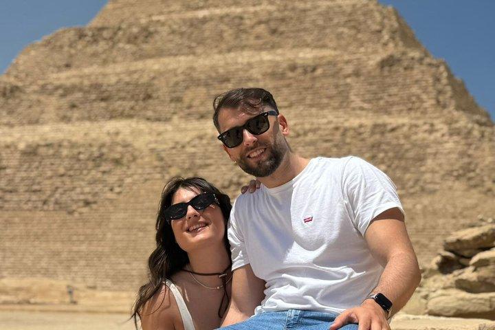 Tour di un giorno intero Piramidi Piramidi di Saqqara Piramidi di Memphis Dahshur