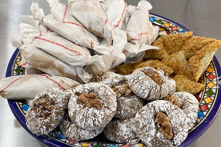 Authentic Moroccan Pastry and Tea Experience in Chefchaouen