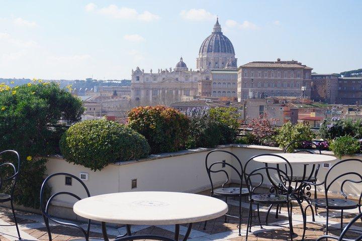 VIP Extra - Tour privato del Vaticano con terrazza panoramica Colazione