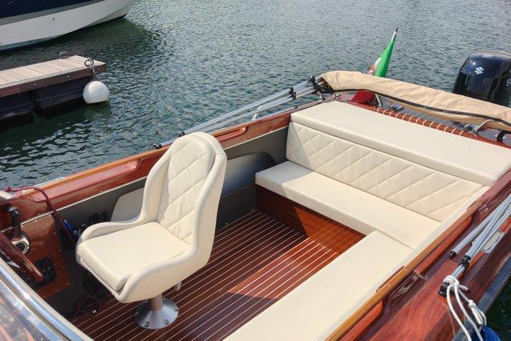 Tour en barco de madera por el lago Como (privado)