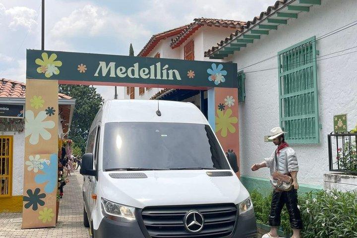 Privétransfer van de luchthaven Matecaña naar Armenië