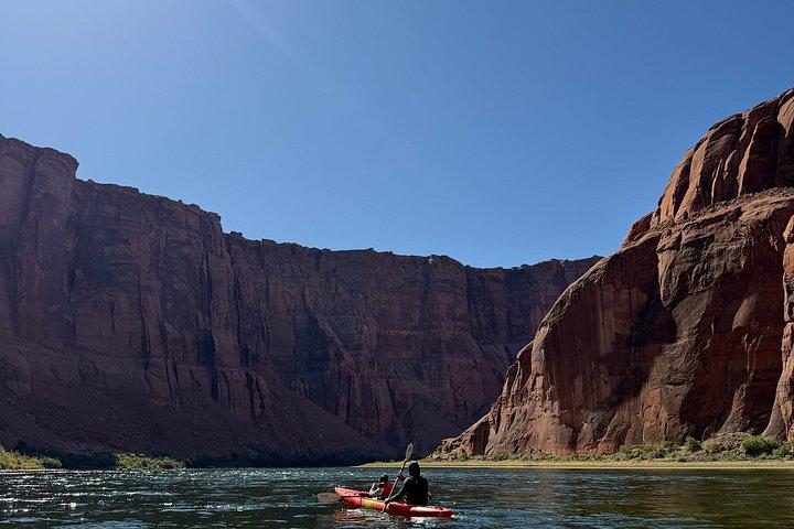 Guided Horseshoe Bend Petroglyph Kayak Tour