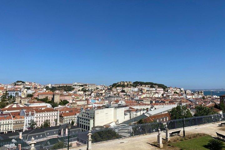 Lisbon Like a Local - Walk, Taste & Feel the City.