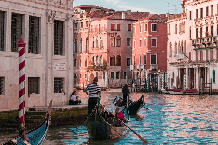 História de Veneza: Private Tailor-Made Walking Tour & Pickup