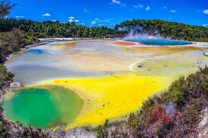 AKL: TAUPO - Maori Rock Carving Cruise, Wai O Tapu & Blue Springs
