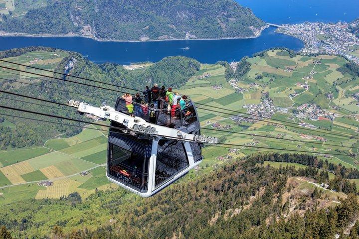 Stanserhorn Cabrio Cable Car Halvdagstur fra Lucerne