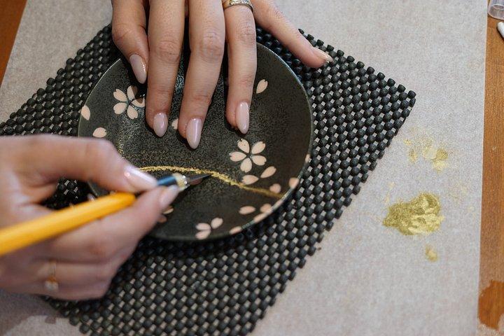 金色の修復アートで京都の伝統金継ぎ体験 祇園でワークショップ