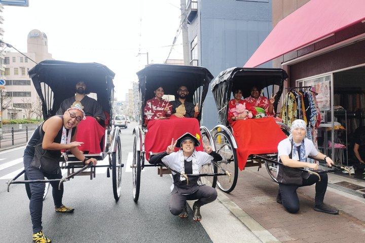 Promenade authentique en kimono et rickshaw unique à Osaka