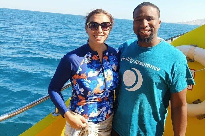 Excursão de um dia no Mar Vermelho Ain Sokhna com experiência de submarino e almoço