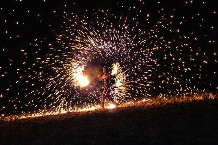 Desierto de Agafay de lujo : Quad Bike, Camel Ride, Pool & Dinner Show