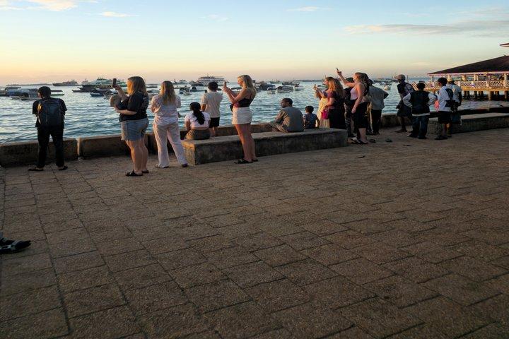 Sansibar Abendtour Stone Town Sunset Cruise und Nachtmarkt
