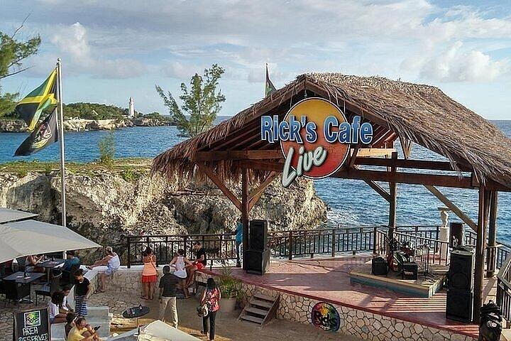Negril 7 mile beach and Ricks Cafe Tour