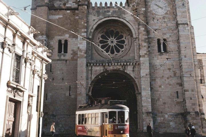 Lisbon Private Half-Day Tour: Old Town, Belém and City Highlights