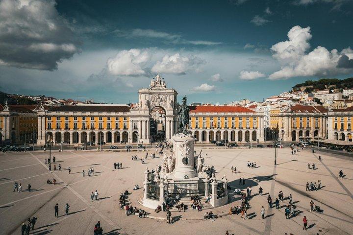 Lisbon Private Half-Day Tour: Old Town, Belém and City Highlights