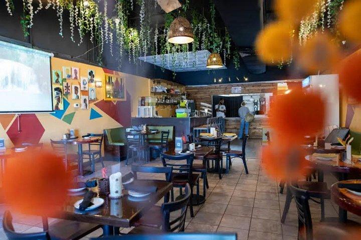 Vegan Restaurant Tour Experience in Atlanta