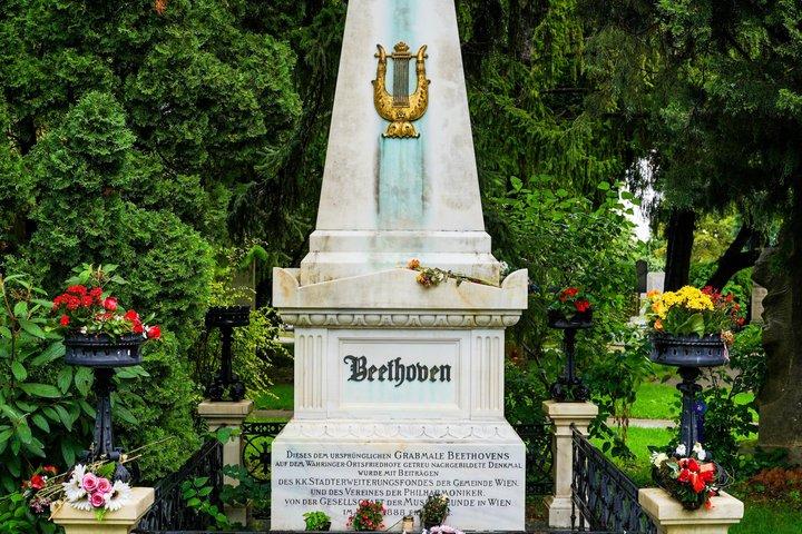Visite guidée du cimetière central de Vienne