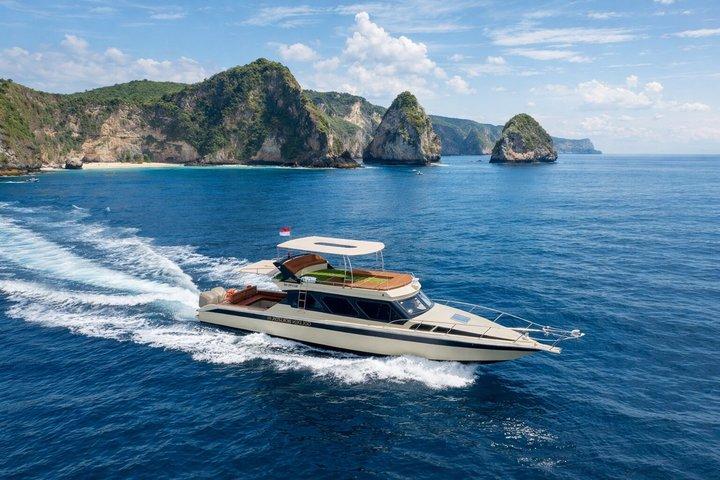 Yate Nusa Penida Manta Tour de buceo y tierra desde Bali