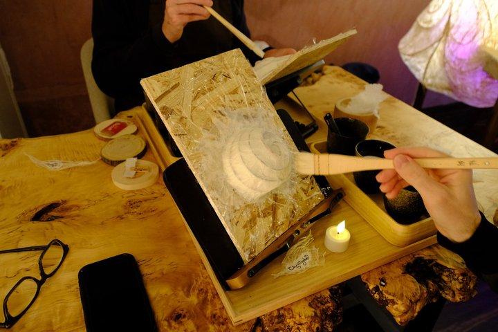 Osaka Washi Lamp Craft Workshop Expérience privée ou partagée