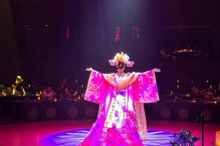 成都紅定岩鍋と漢服文化ショー体験
