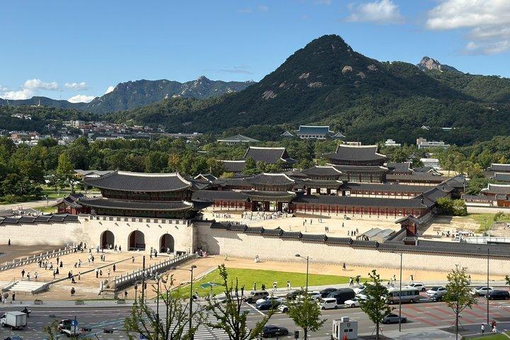 Private Wanderung in Seoul Gyeongbokgung und Bukchon