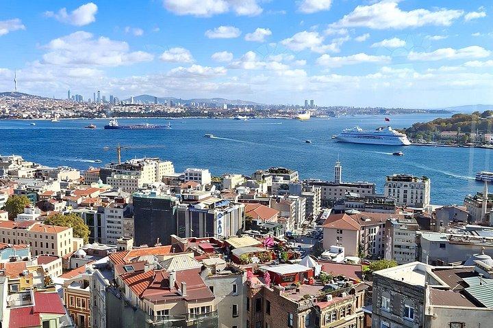 Istanbul: Galata Tower Entry Ticket with Audio Guide