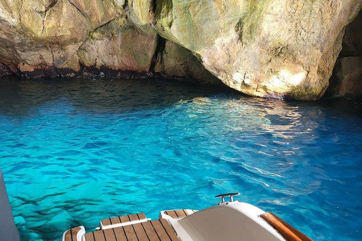 Grotta blu/verde - Spiaggia di sabbia