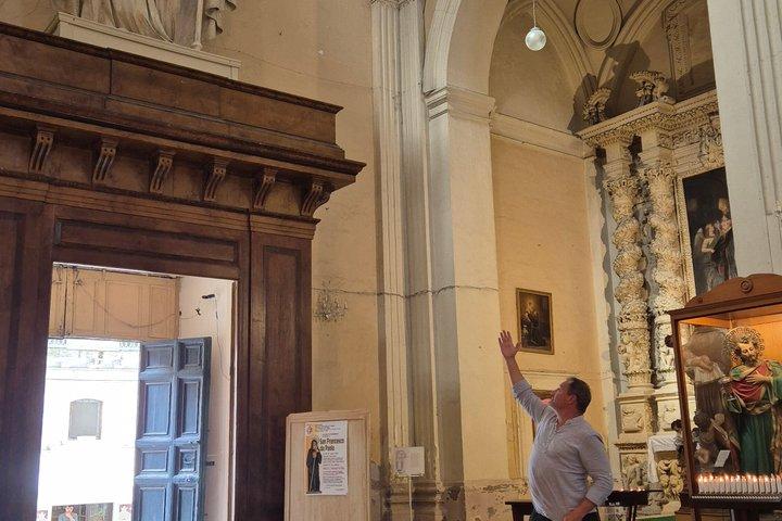 Ontdek Lecce’s iconische Papier-Maché Traditie met Lady Papavero