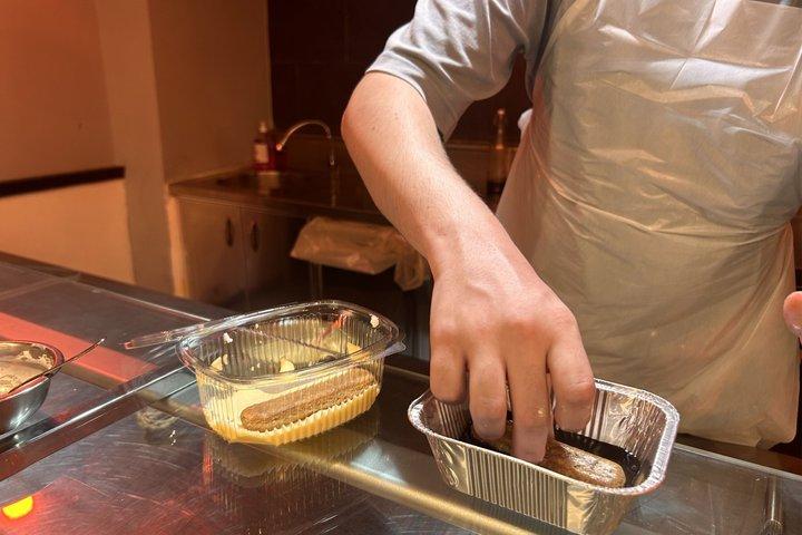 Roma : Corso di cucina di pasta tiramisù e spritz ai maccheroni gomiti