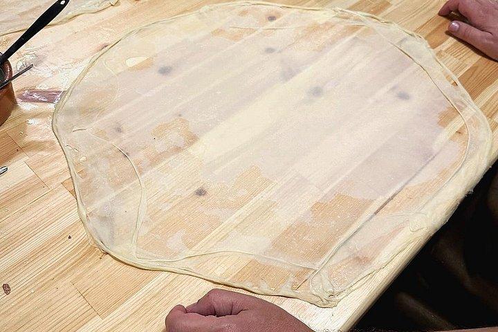 ティラナでアルバニア伝統料理教室 ラキの試食付き