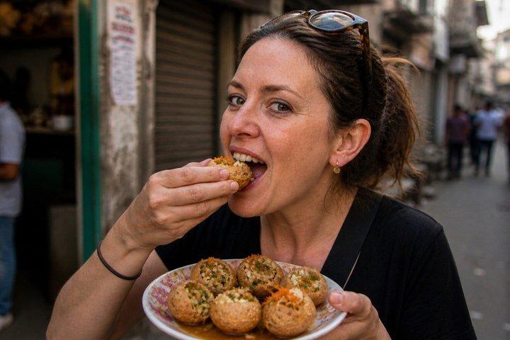 Food Tour in Dhaka: Probieren Sie die besten Speisen von Dhaka