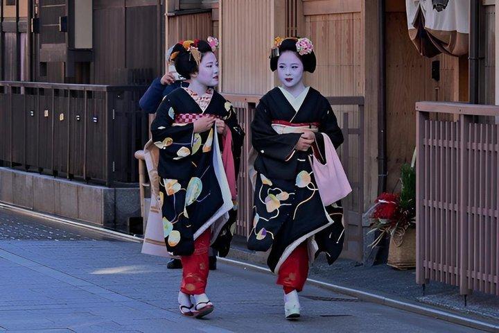 京都5選・星級祇園芸者ウォーク – 少人数制本格体験