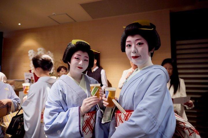 Exclusivo Tokyo Geisha Experience em histórico Ryotei em Shinbashi
