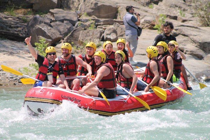 Rafting lateral en Jeep Quad y tirolina con almuerzo y traslado al hotel