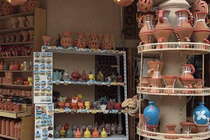 アトラス山脈ショッピングツアー|アルガン、陶器＆ベルベルギャラリー