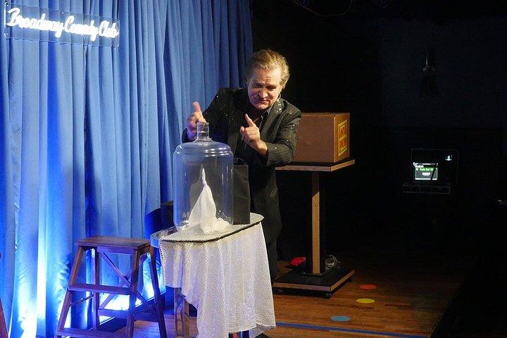 NYC: Magic Show for All Ages - Broadway Magic Hour (Times Square)