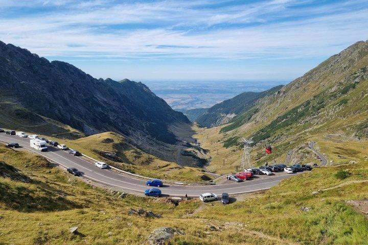 Transfagarasan Road Wild Bear Experience de Brasov