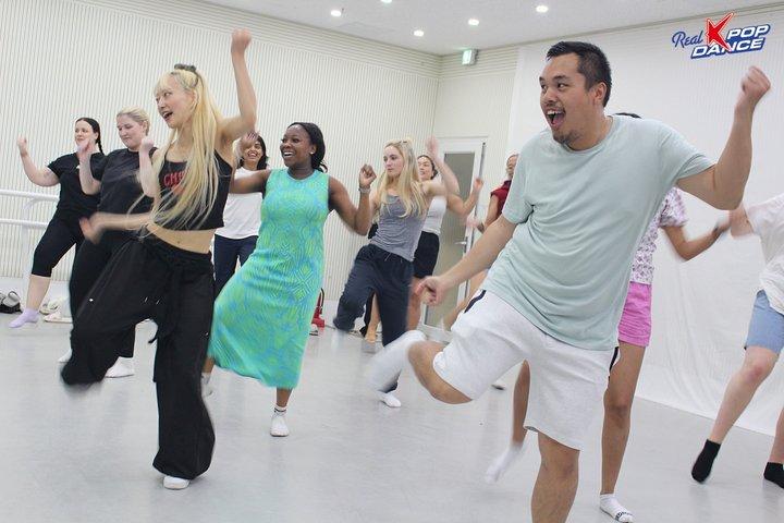 K-Pop Dance Experience Seouls bästa CNN och BBC