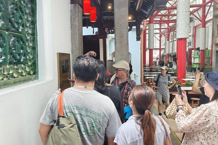 アンダーベリー・シンガポールでのシンガポール・トライアド・ウォーキングツアー
