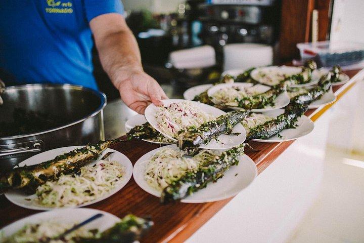 Omiš : プチシュチャブラチ島サンセットボート旅行（夕食付き）