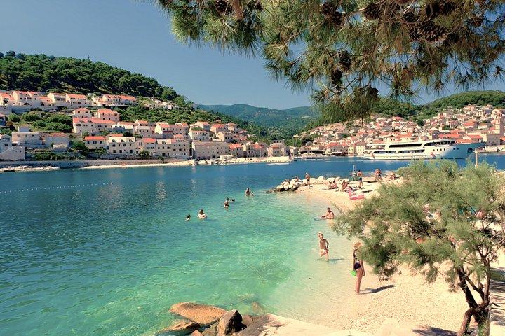 Omiš : プチシュチャブラチ島サンセットボート旅行（夕食付き）