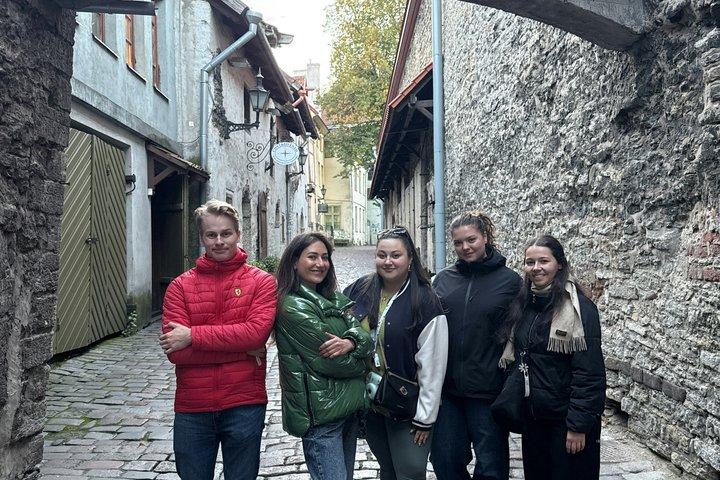 Tallinn Medieval Quest : Selbstgeführtes Old Town Mystery Spiel